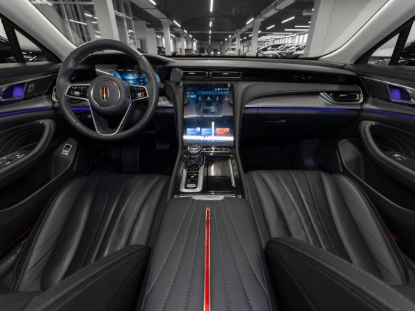 Hongqi H5 II с пробегом 2024 года, цена 3 600 000 рублей, 9300 км, седан, Автокод Объявления