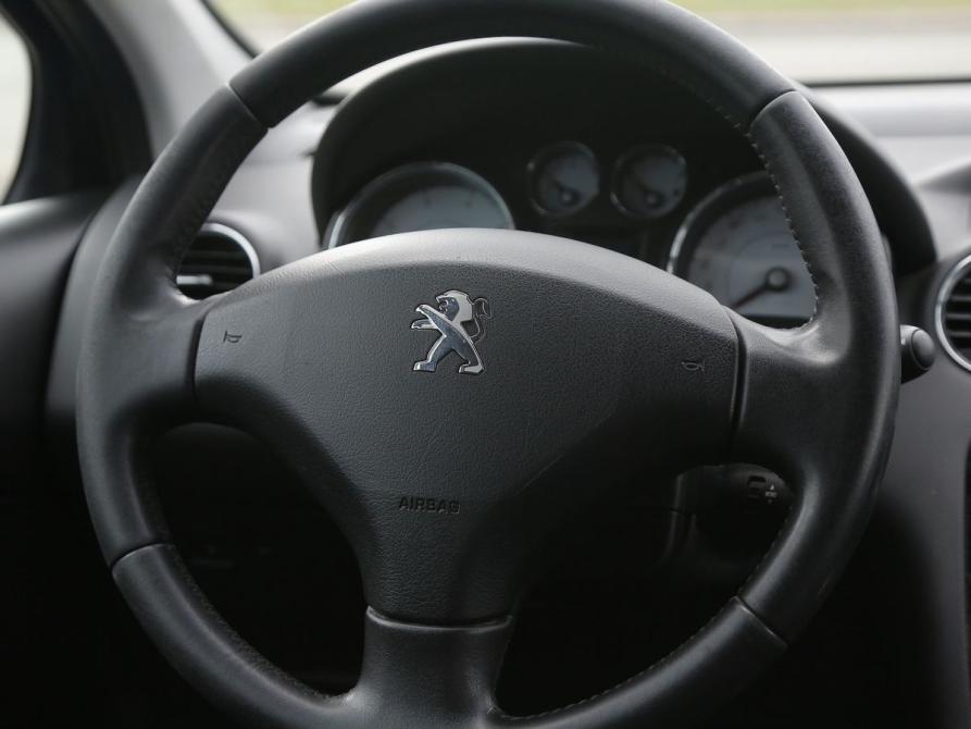 Peugeot 408 I Иваново  - изображение 16