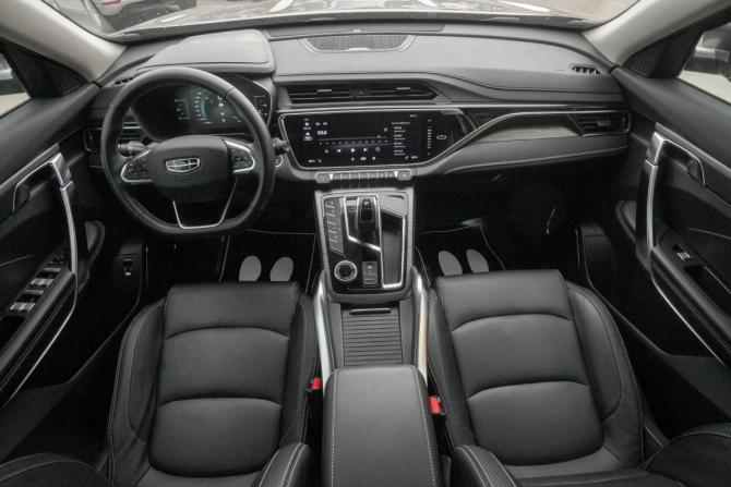 Geely Atlas Pro с пробегом 2023 года, цена 1 965 000 рублей, 72000 км, внедорожник, Автокод Объявления