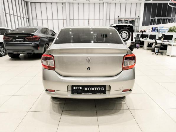 Renault Logan II с пробегом 2017 года, цена 750 000 рублей, 140817 км, седан, Автокод Объявления