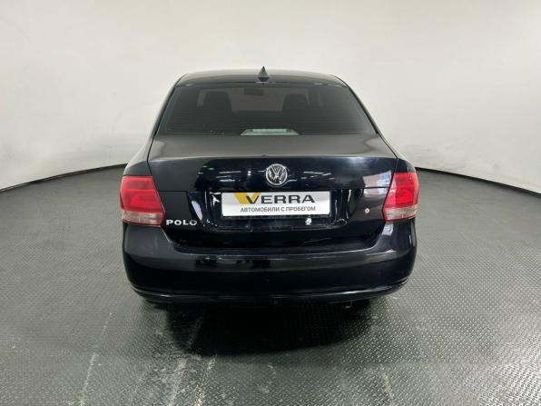 Volkswagen Polo V с пробегом 2013 года, цена 650 000 рублей, 232024 км, седан, Автокод Объявления