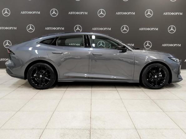 Changan UNI-V I с пробегом 2023 года, цена 2 190 000 рублей, 24964 км, лифтбек, Автокод Объявления