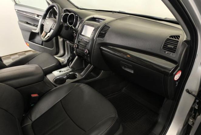 Kia Sorento II с пробегом 2009 года, цена 1 089 000 рублей, 266677 км, внедорожник, Автокод Объявления