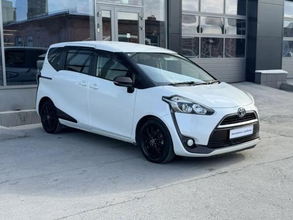Toyota Sienta II с пробегом 2016 года, цена 1 300 000 рублей, 160058 км, компактвэн, Автокод Объявления