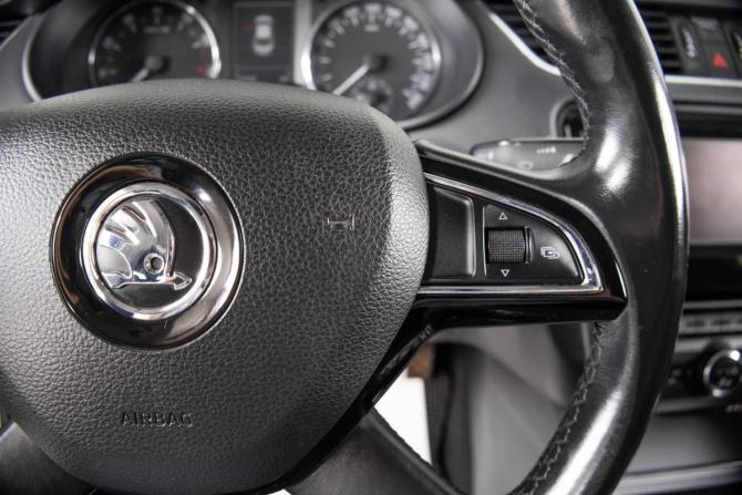 Skoda Octavia III (A7) с пробегом 2014 года, цена 959 000 рублей, 226000 км, лифтбек, Автокод Объявления