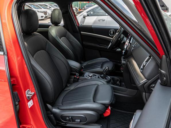 Mini Countryman II Рестайлинг с пробегом 2022 года, цена 5 749 000 рублей, 13697 км, внедорожник, Автокод Объявления