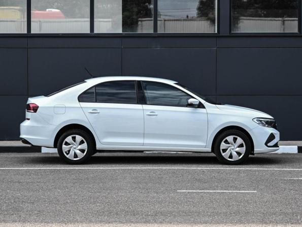 Volkswagen Polo VI с пробегом 2022 года, цена 1 699 000 рублей, 45087 км, лифтбек, Автокод Объявления