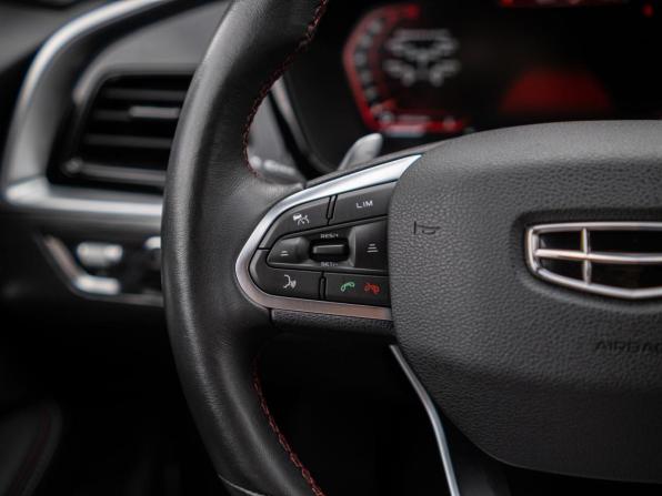 Geely Tugella I Рестайлинг с пробегом 2023 года, цена 2 799 000 рублей, 51169 км, внедорожник, Автокод Объявления