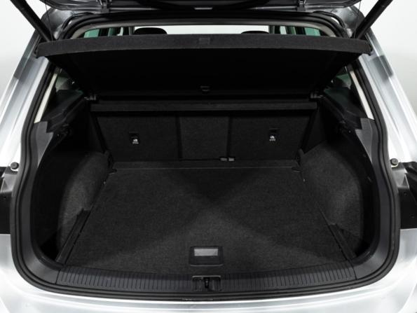 Volkswagen Tiguan II с пробегом 2017 года, цена 2 799 000 рублей, 38944 км, внедорожник, Автокод Объявления