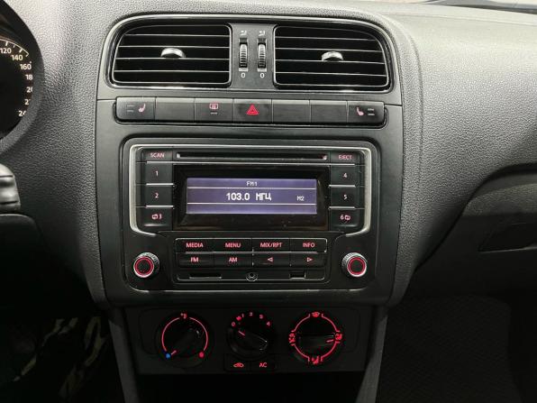 Volkswagen Polo V с пробегом 2014 года, цена 610 000 рублей, 181000 км, седан, Автокод Объявления