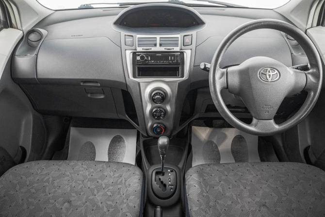 Toyota Vitz II (XP90) с пробегом 2010 года, цена 639 000 рублей, 174000 км, хэтчбек, Автокод Объявления