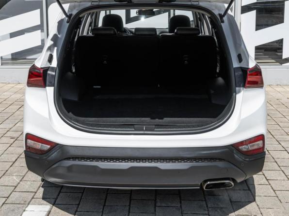 Hyundai Santa Fe IV с пробегом 2018 года, цена 2 479 000 рублей, 131884 км, внедорожник, Автокод Объявления