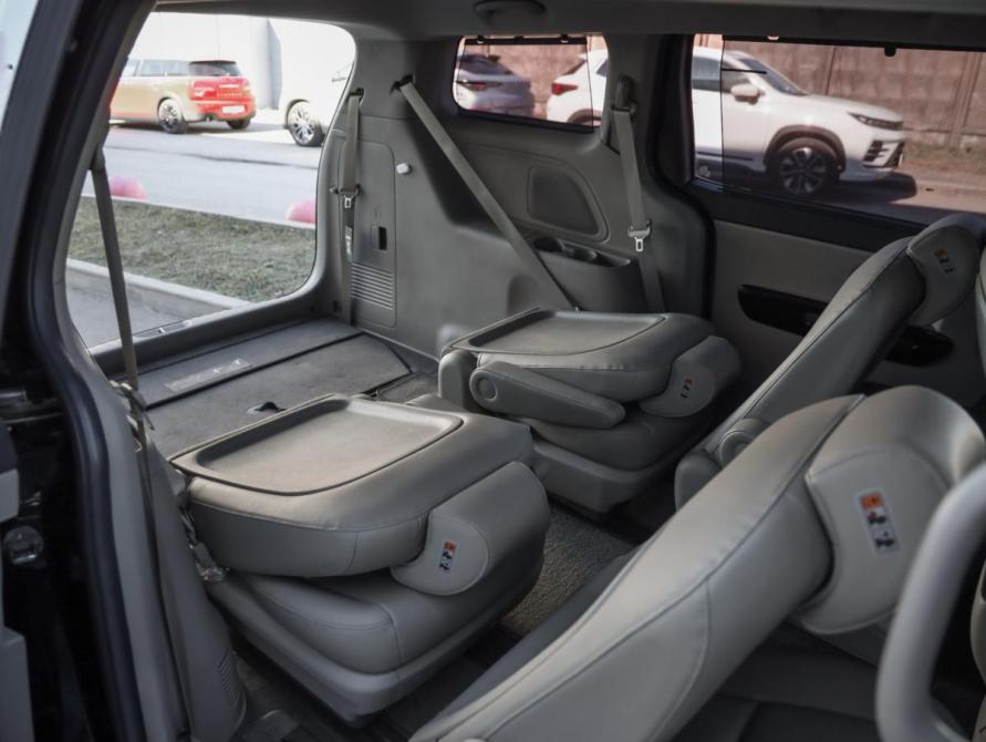 Kia Carnival III Санкт-Петербург  - изображение 30