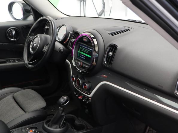 Mini Countryman II с пробегом 2017 года, цена 2 750 000 рублей, 66623 км, внедорожник, Автокод Объявления