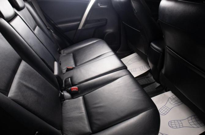 Toyota RAV4 IV (XA40) с пробегом 2013 года, цена 1 799 000 рублей, 199500 км, внедорожник, Автокод Объявления
