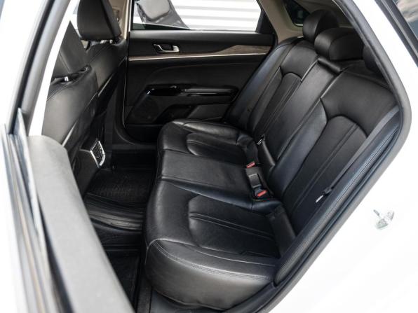 Kia K5 III с пробегом 2020 года, цена 2 625 000 рублей, 63750 км, седан, Автокод Объявления