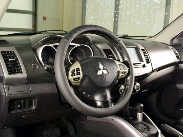 Mitsubishi Outlander II с пробегом 2008 года, цена 1 169 995 рублей, 249099 км, внедорожник, Автокод Объявления