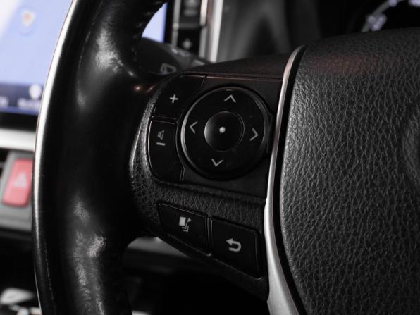 Toyota Noah III (R80) Рестайлинг с пробегом 2018 года, цена 2 349 000 рублей, 120279 км, минивэн, Автокод Объявления