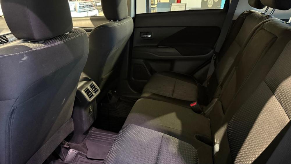 Mitsubishi Outlander III Рестайлинг 3 Санкт-Петербург  - изображение 19