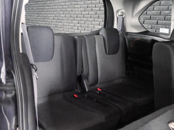 Honda Freed I Рестайлинг с пробегом 2012 года, цена 1 050 000 рублей, 189658 км, компактвэн, Автокод Объявления