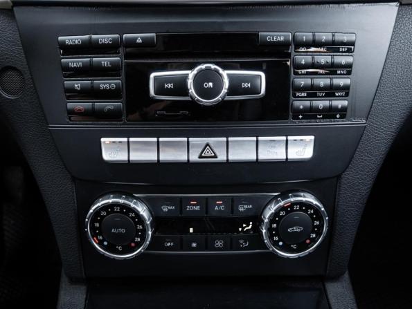 Mercedes-Benz C-Класс III (W204) Рестайлинг с пробегом 2011 года, цена 1 425 000 рублей, 138176 км, седан, Автокод Объявления