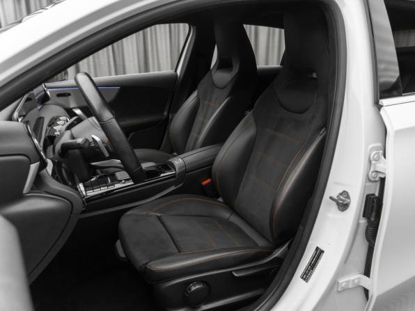 Mercedes-Benz A-Класс IV (W177) с пробегом 2020 года, цена 2 290 000 рублей, 105786 км, хэтчбек, Автокод Объявления