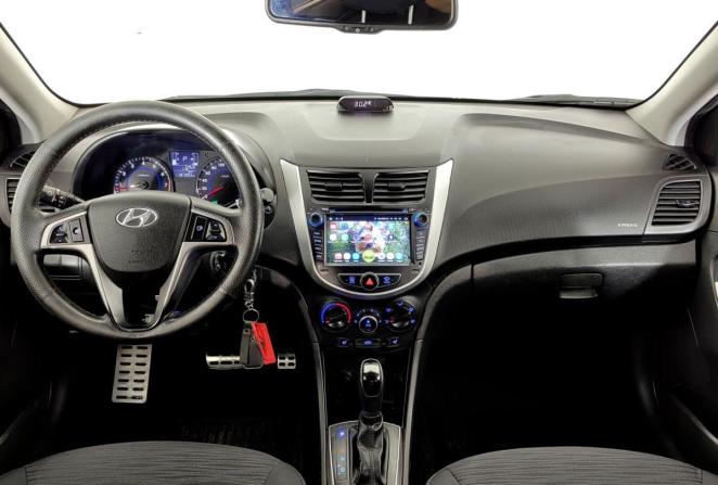 Hyundai Solaris I Рестайлинг с пробегом 2016 года, цена 920 000 рублей, 181030 км, седан, Автокод Объявления