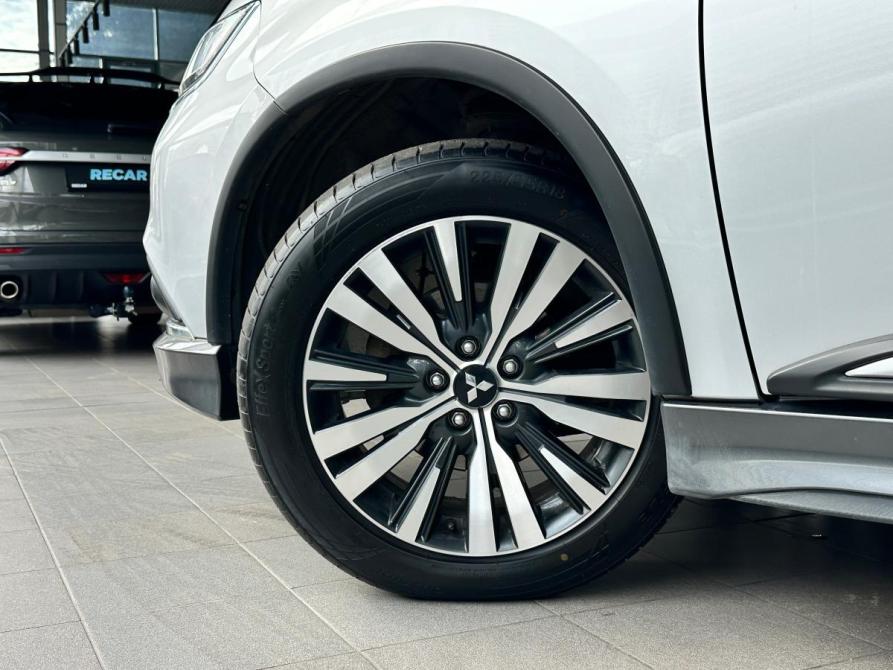 Mitsubishi Outlander III Рестайлинг 3 Санкт-Петербург  - изображение 11