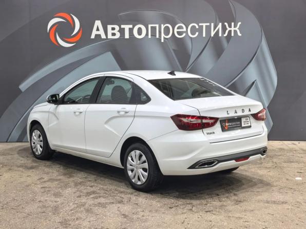 Lada (ВАЗ) Vesta I Рестайлинг (NG) с пробегом 2023 года, цена 895 000 рублей, 96132 км, седан, Автокод Объявления