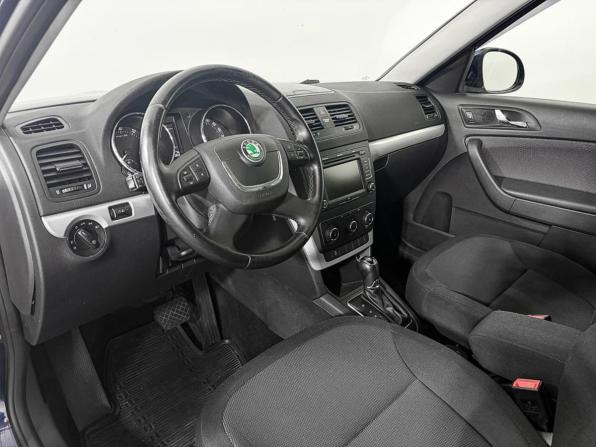Skoda Yeti I с пробегом 2013 года, цена 932 000 рублей, 122673 км, внедорожник, Автокод Объявления