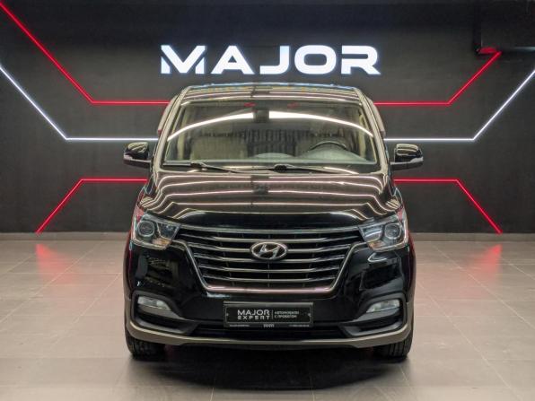 Hyundai H-1 II Рестайлинг 2 с пробегом 2021 года, цена 3 195 000 рублей, 141000 км, минивэн, Автокод Объявления