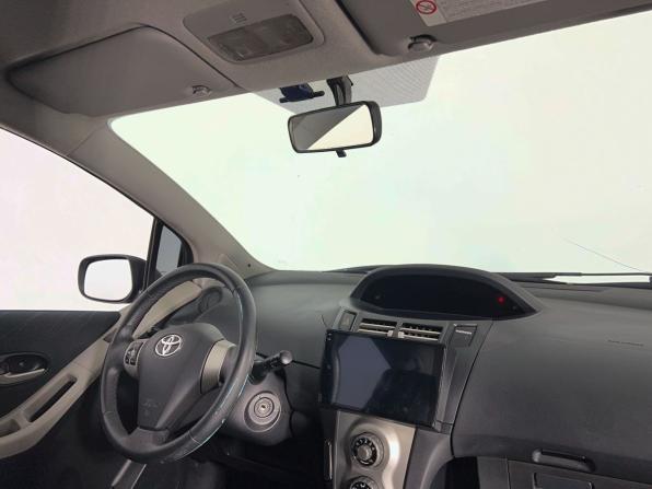 Toyota Yaris II с пробегом 2008 года, цена 385 000 рублей, 156000 км, хэтчбек, Автокод Объявления