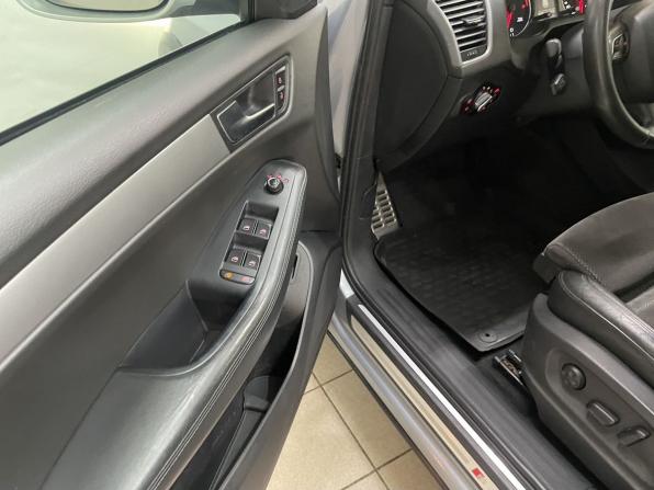 Audi Q5 I (8R) с пробегом 2010 года, цена 1 350 000 рублей, 189043 км, внедорожник, Автокод Объявления