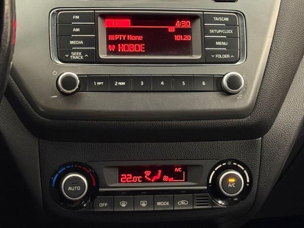 Kia Rio III Рестайлинг с пробегом 2017 года, цена 1 030 000 рублей, 120000 км, седан, Автокод Объявления