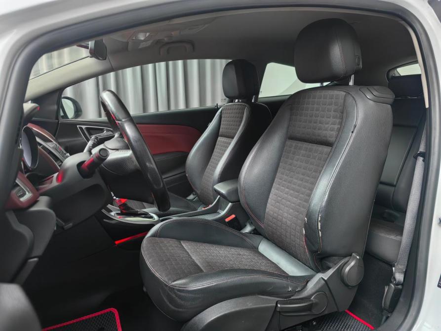 Opel Astra J Рестайлинг Москва  - изображение 9