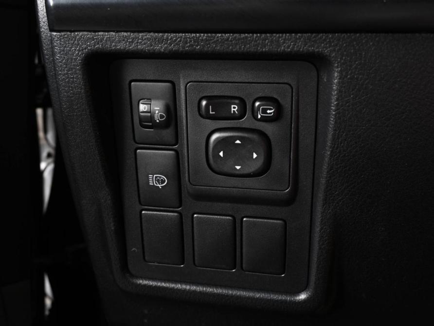 Toyota Land Cruiser Prado 150 Series Ростов-на-Дону  - изображение 15