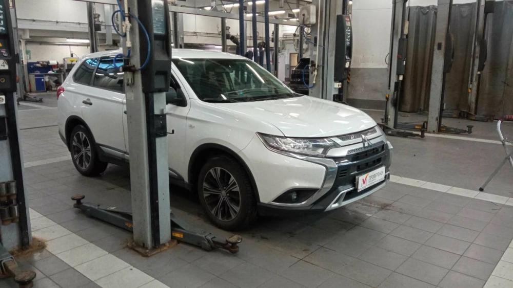 Mitsubishi Outlander III Рестайлинг 3 Санкт-Петербург  - изображение 2