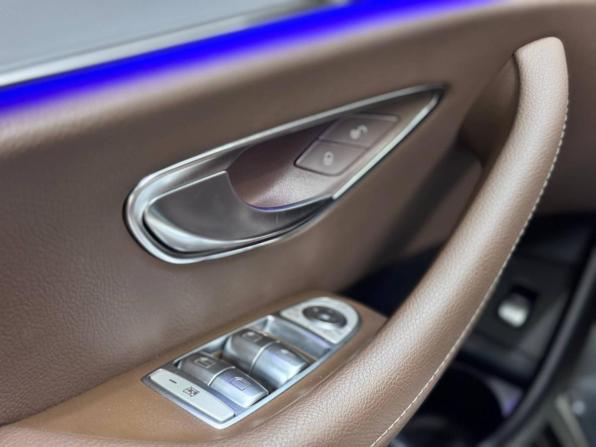 Mercedes-Benz E-Класс V (W213 S213 C238) Рестайлинг с пробегом 2021 года, цена 4 799 000 рублей, 86000 км, седан, Автокод Объявления