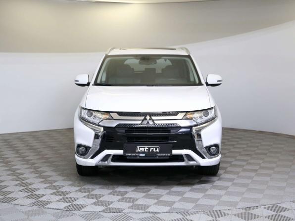 Mitsubishi Outlander III Рестайлинг 3 с пробегом 2022 года, цена 2 525 000 рублей, 33092 км, внедорожник, Автокод Объявления
