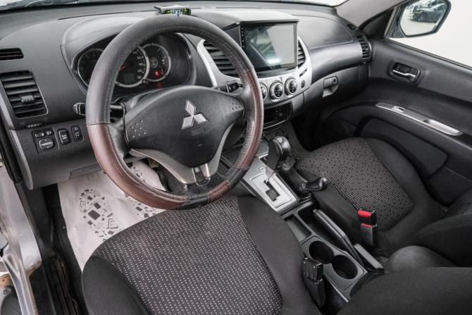 Mitsubishi L200 IV Рестайлинг с пробегом 2014 года, цена 1 449 000 рублей, 316800 км, offers.body_type.unknown, Автокод Объявления