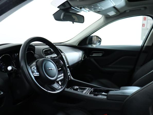 Jaguar F-Pace I с пробегом 2016 года, цена 2 585 000 рублей, 105904 км, внедорожник, Автокод Объявления