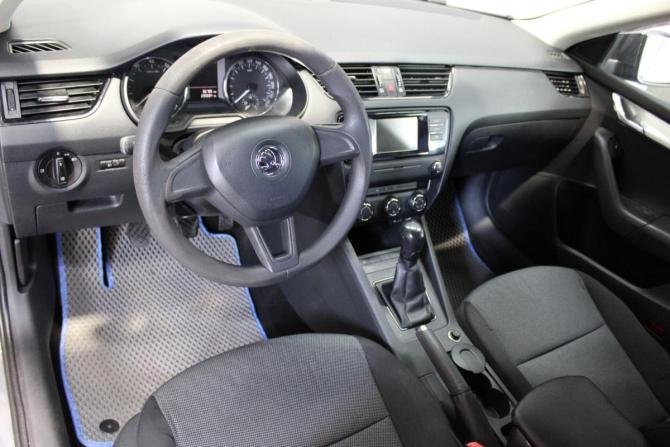 Skoda Octavia III (A7) с пробегом 2015 года, цена 1 057 000 рублей, 220684 км, лифтбек, Автокод Объявления