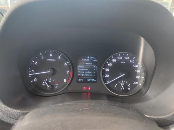 Hyundai Solaris II с пробегом 2019 года, цена 1 270 000 рублей, 150890 км, седан, Автокод Объявления