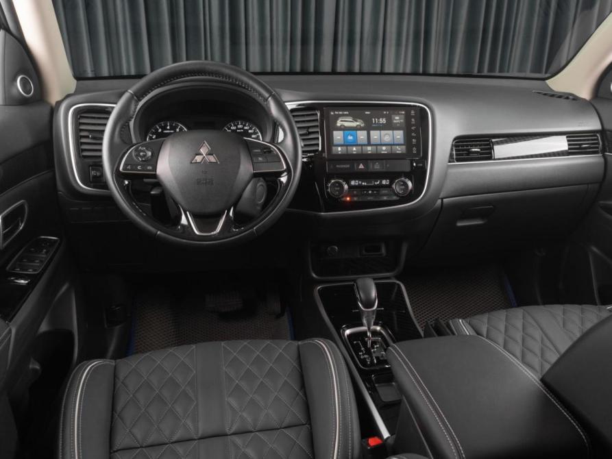 Mitsubishi Outlander III Рестайлинг 3 Тюмень  - изображение 6