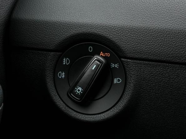 Skoda Octavia III (A7) Рестайлинг с пробегом 2018 года, цена 2 130 900 рублей, 69037 км, лифтбек, Автокод Объявления