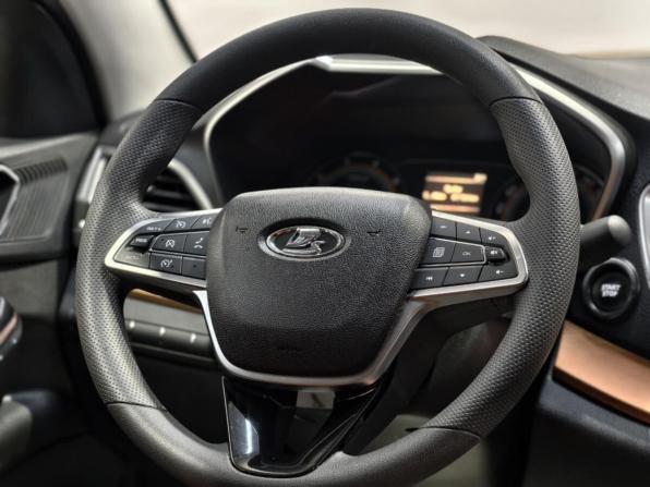 Lada (ВАЗ) Vesta I Рестайлинг (NG) с пробегом 2025 года, цена 1 345 000 рублей, 61718 км, седан, Автокод Объявления