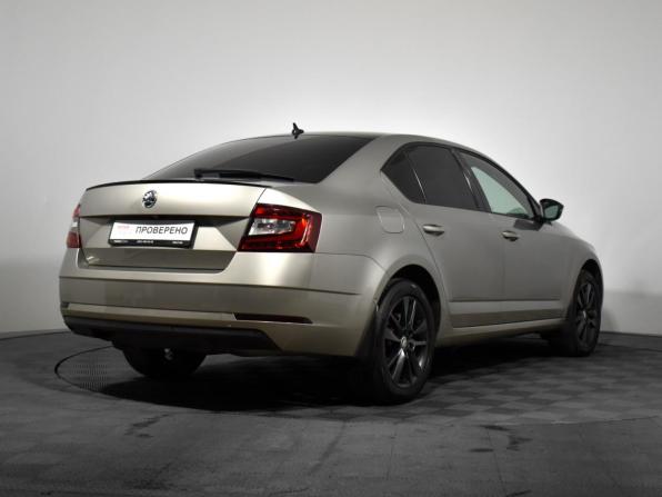 Skoda Octavia III (A7) Рестайлинг с пробегом 2018 года, цена 1 490 000 рублей, 198000 км, лифтбек, Автокод Объявления
