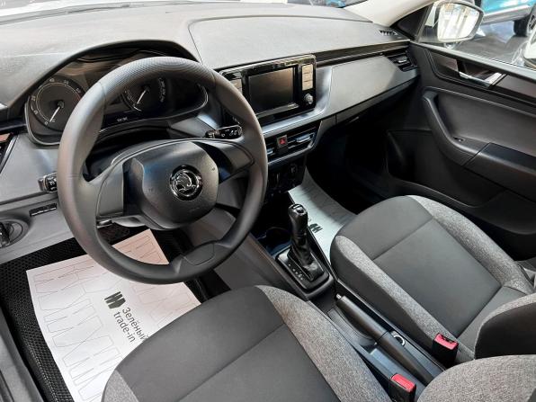Skoda Rapid II с пробегом 2021 года, цена 845 000 рублей, 378129 км, лифтбек, Автокод Объявления