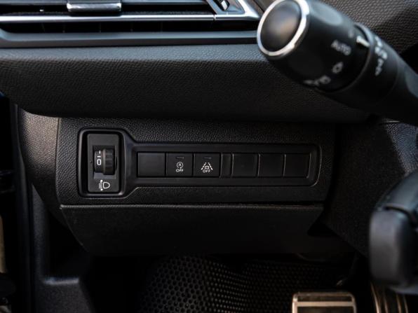 Peugeot 308 II Рестайлинг с пробегом 2019 года, цена 1 515 000 рублей, 135509 км, хэтчбек, Автокод Объявления