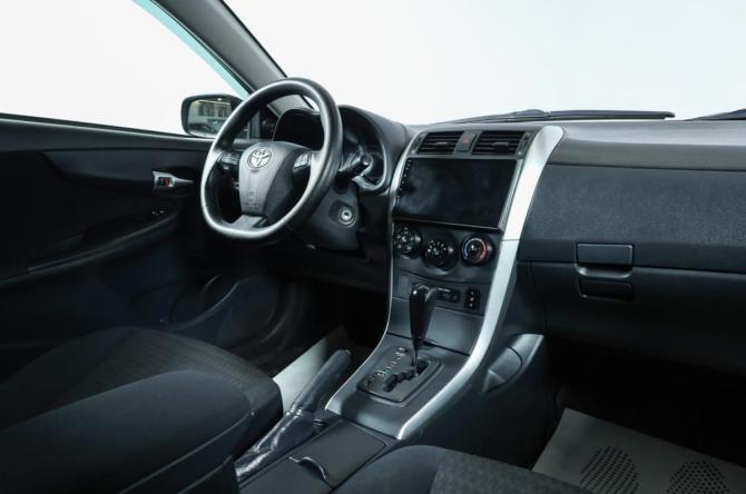 Toyota Corolla X (E140 E150) Рестайлинг с пробегом 2012 года, цена 1 539 000 рублей, 140000 км, седан, Автокод Объявления